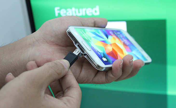 Cách kết nối điện thoại Android với tivi Samsung