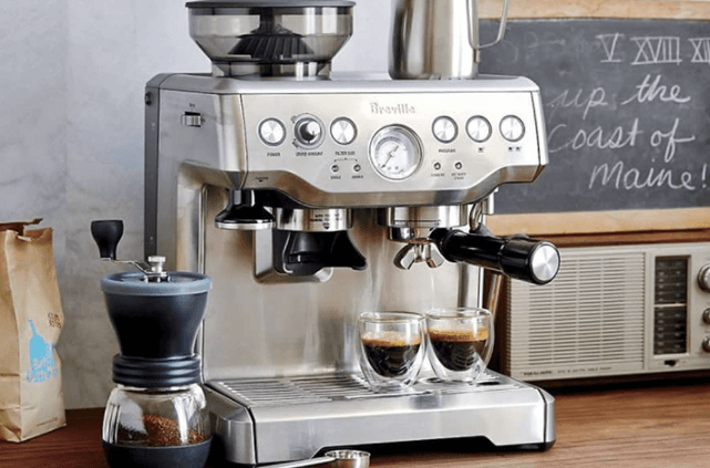 Máy pha cà phê bán tự động
