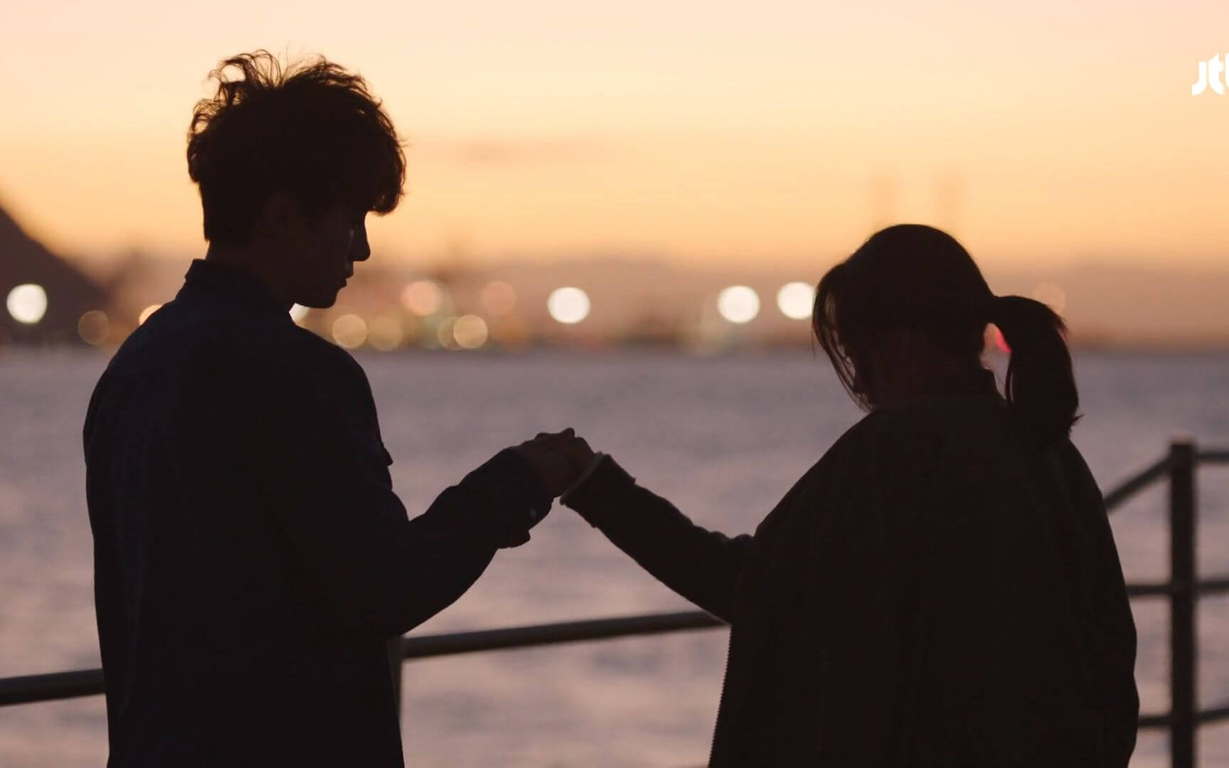 Just between. Just between us фильм 2018. Ust between lovers. Lovers. Jazzamor / things we do for Love обложка.