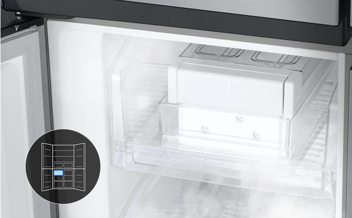 Tủ lạnh Multidoor Samsung dễ dàng lấy đá với khay di động