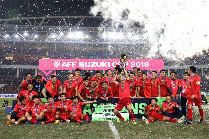 AFF Cup 2022 sẽ là cơ hội để Đội tuyển Việt Nam chứng tỏ sức mạnh của mình, cùng theo dõi các trận đấu đầy kịch tính và xem các tuyển thủ của chúng ta cống hiến hết mình trên sân cỏ.