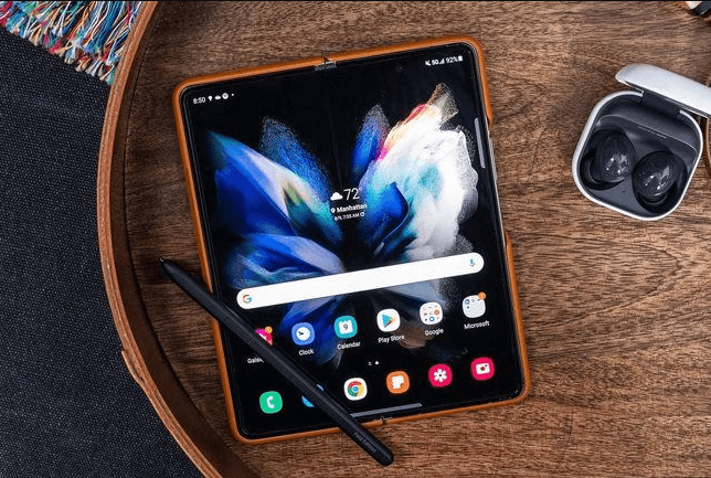 Samsung Galaxy Z Fold 3 dùng công nghệ màn hình hiện đại