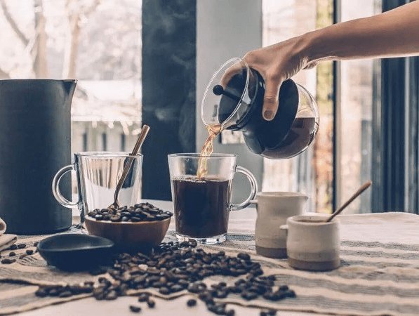 Không uống quá nhiều cà phê