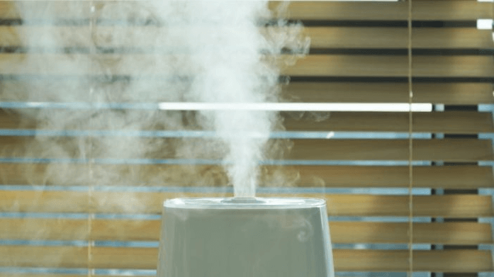 Trang bị máy hút ẩm, máy tạo độ ẩm để cải thiện chất lượng không khí