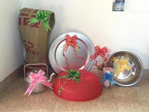 Đồ gia dụng làm quà cưới
