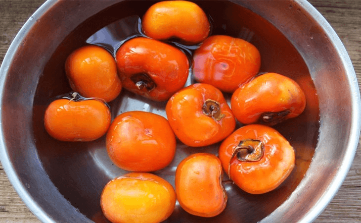 Chần hồng qua nước nóng khoảng 70 độ C