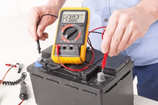 Cách tính thời gian sử dụng của ắc quy