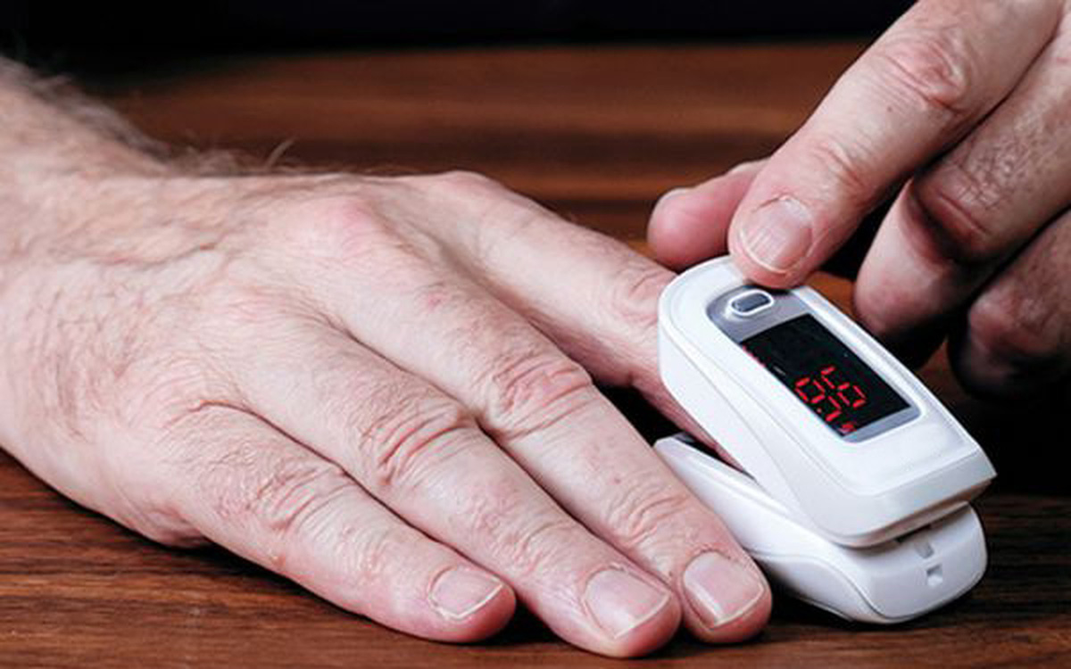 Nguyên lý hoạt động của máy SpO2 là gì?