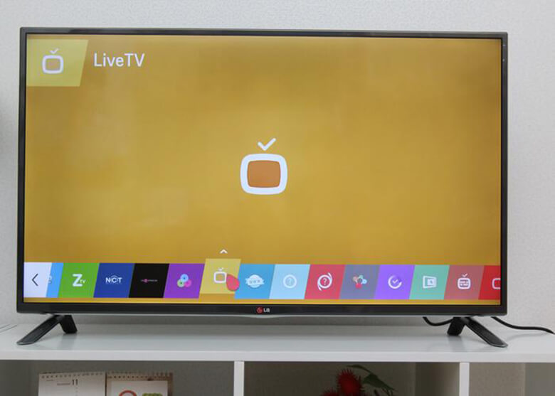 Giao diện màn hình chính của WebOS