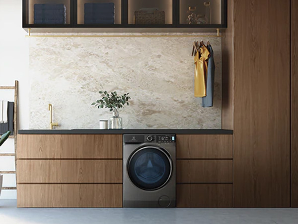 Máy giặt Electrolux và Beko đều sở hữu thiết kế đơn giản nhưng không kém phần sang trọng