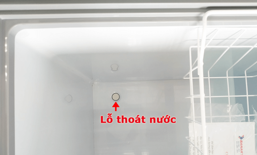 Khắc phục nếu do lỗ thoát nước bị tắc