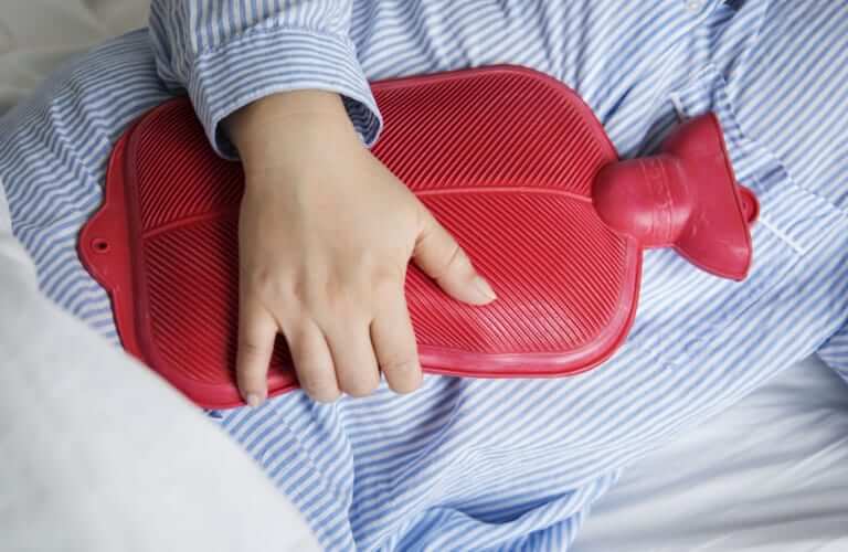 Nguyên tắc an toàn khi sử dụng túi sưởi - META.vn