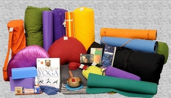 Chuẩn bị dụng cụ bổ trợ tập yoga rất quan trọng Chuẩn bị dụng cụ bổ trợ tập yoga rất quan trọng