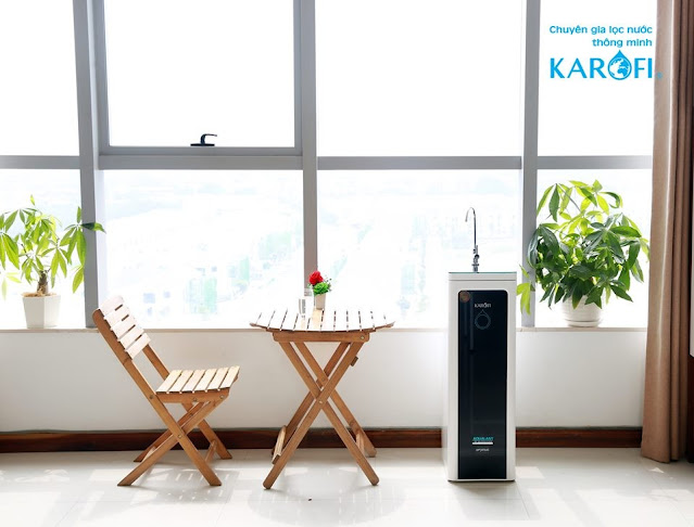 Máy lọc nước Kangaroo và Karofi đều có dạng tủ đứng trang nhã, tiết kiệm không gian