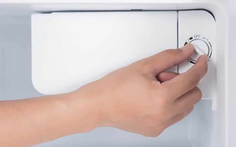 Cài đặt nhiệt độ của tủ sai cách