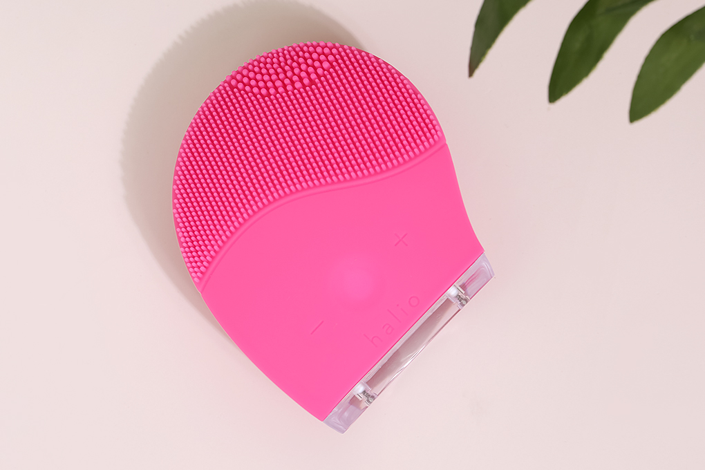 Máy rửa mặt của Halio được ứng dụng công nghệ sóng rung Sonic Wave 