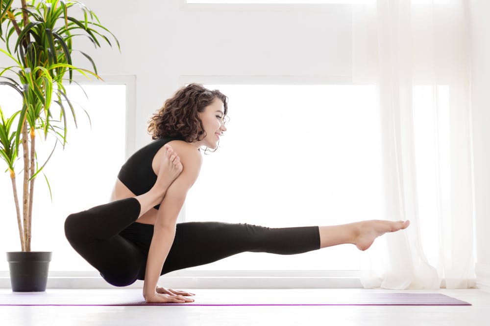 Các biến thể của tư thế con công Các biến thể của tư thế con công