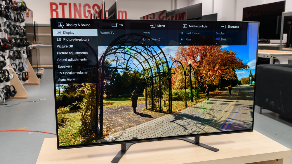 TV Sharp hay Sony tốt hơn?