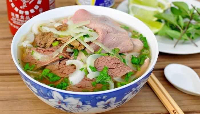 phở