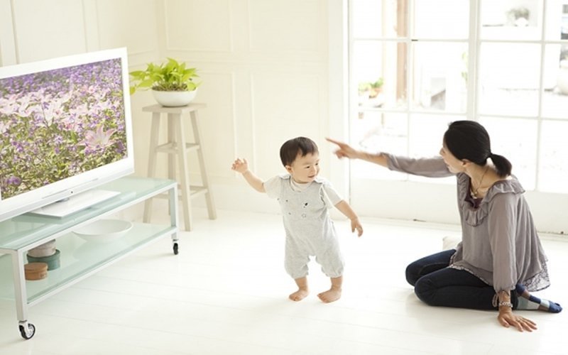 Cho trẻ em xem tivi nhiều có tốt không?