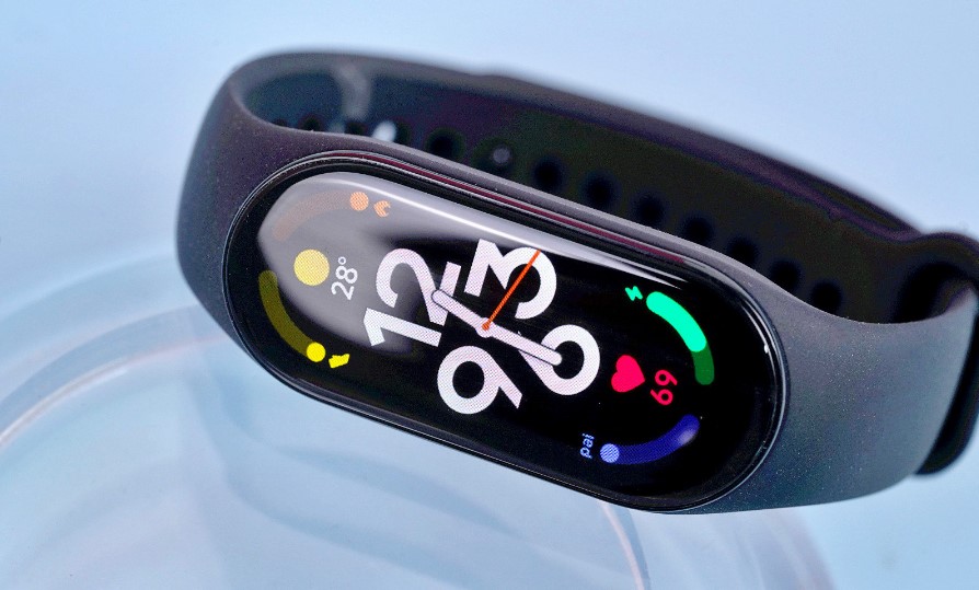 Giá Mi Band 7 dự kiến không chênh lệch nhiều so với Mi Band 6
