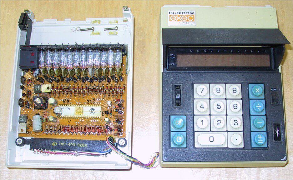 Máy tính đầu tiên sử dụng 4 pin AA Mostek MK-6010