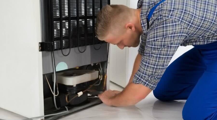 Tủ lạnh không sáng đèn khi tủ không chạy