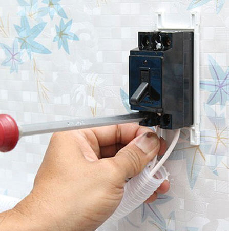 Cách sửa điều hoà bị nhảy aptomat do CB bị hỏng