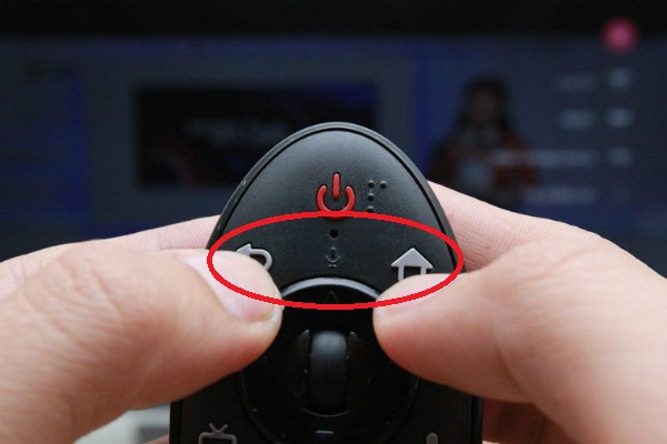 Đối với điều khiển bluetooth của tivi LG