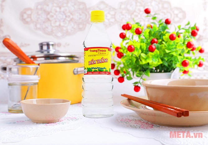 Khử mùi hôi ngăn đá tủ lạnh bằng giấm trắng