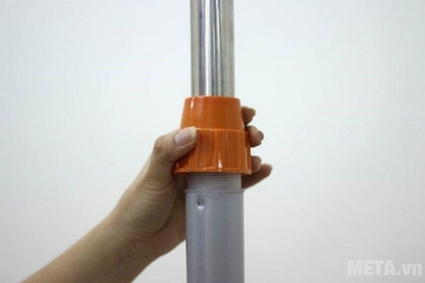 Quạt quá cao rất dễ bị rung lắc.