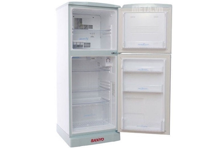 Không nên cho thực phẩm vào tủ lạnh trong vòng 24 giờ vận hành lần đầu.