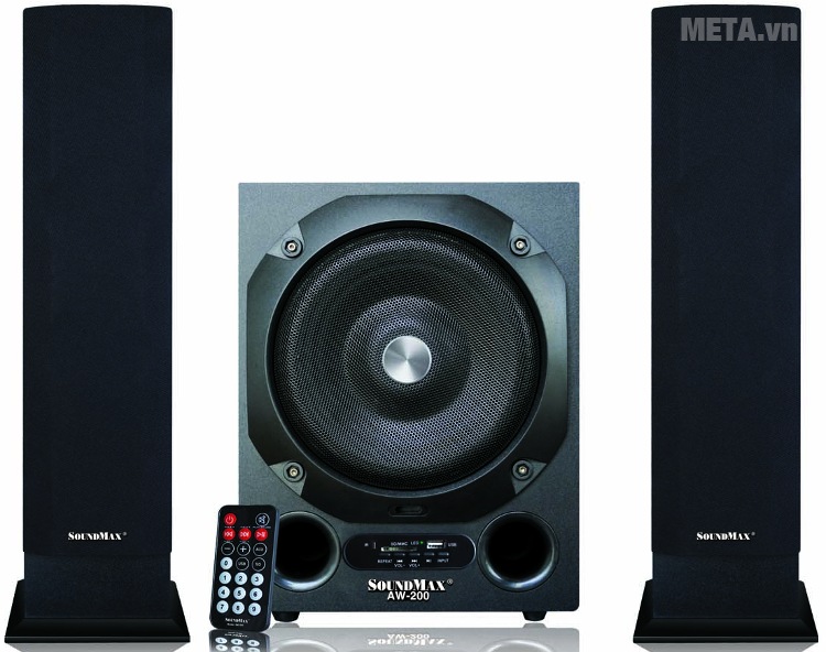 Loa vi tính SoundMax AW200 2.1 có điều khiển từ xa đi kèm.