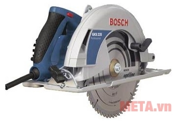 Máy cưa đĩa Bosch GKS 235 có chiều sâu góc cắt 90 độ là 85mm, 45 độ là 65mm.