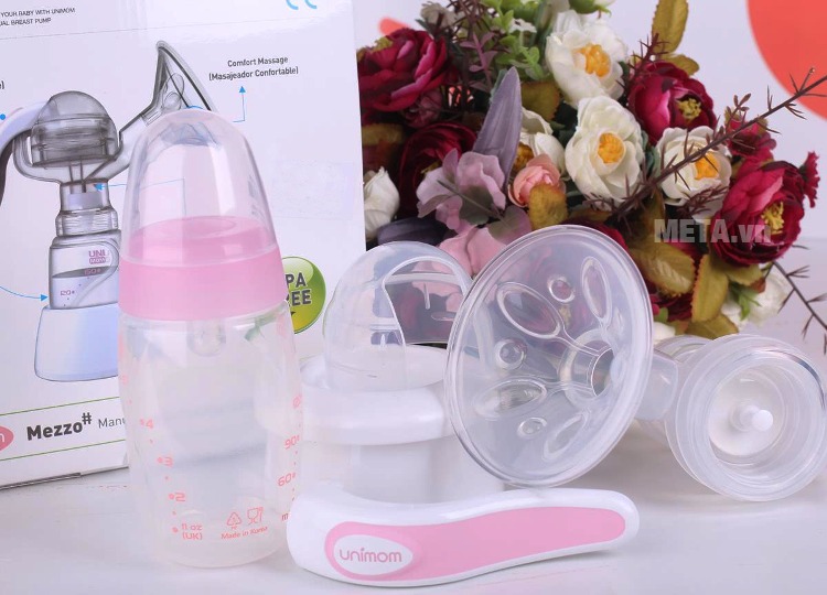 Máy hút sữa bằng tay Mezzo Unimom UM880052