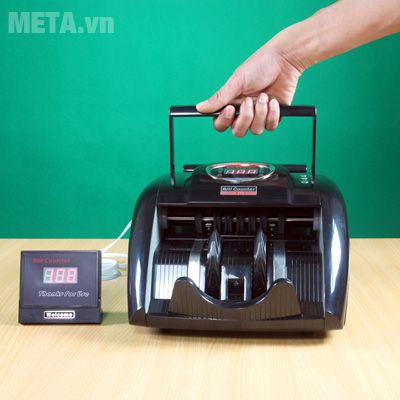 Máy đếm tiền Silicon MC-B52 có tay xách 