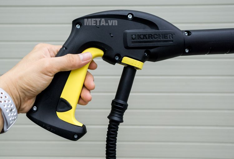 Máy rửa xe Karcher K2 Compact thiết kế báng súng cầm vừa tay