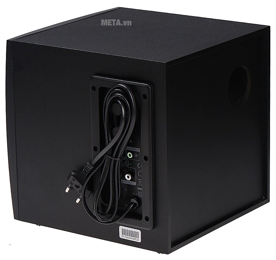 Loa máy tính Microlab M300BT với các cổng kết nối tiện lợi 