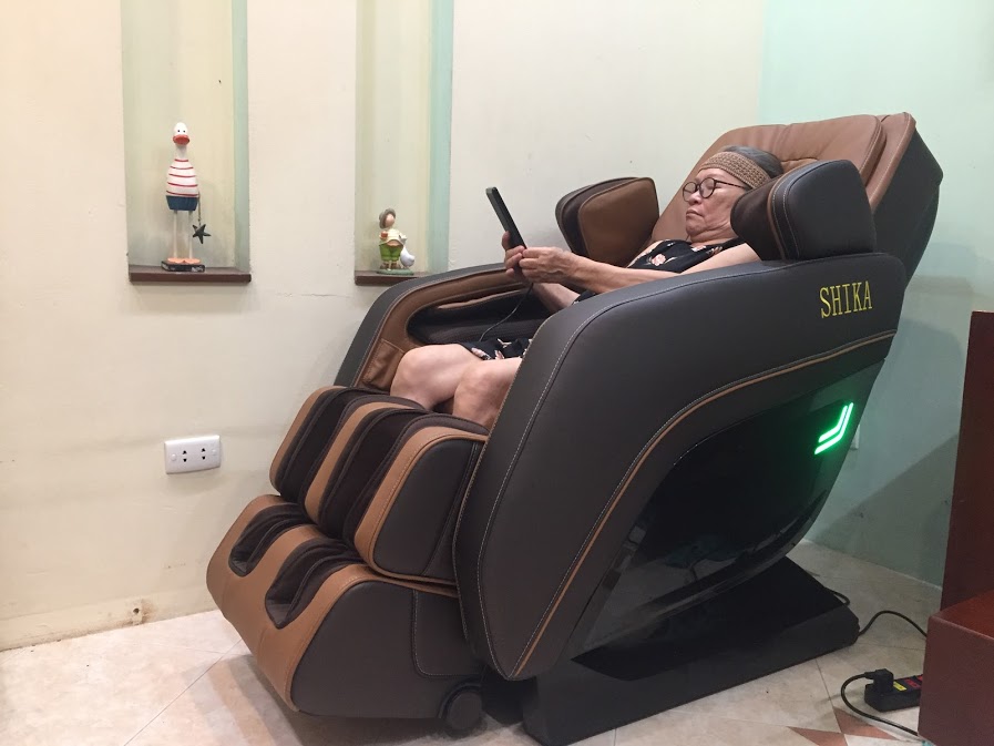 Tìm hiểu kỹ thương hiệu của ghế massage cũ