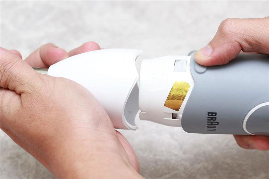 Cách tháo máy xay sinh tố cầm tay Braun