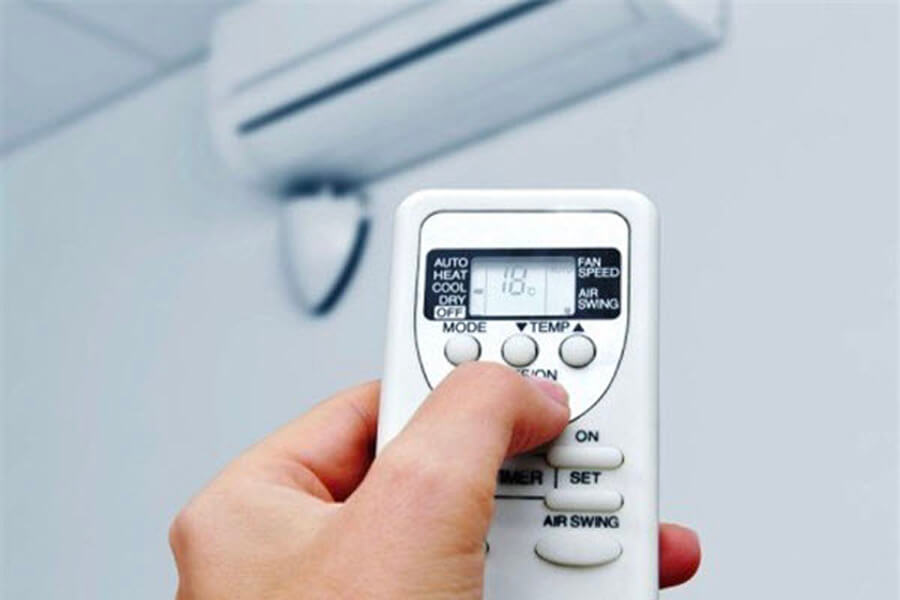 Nếu thấy điều hòa Daikin bị lỗi nháy đèn xanh bạn nên kiểm tra tín hiệu dàn nóng - dàn lạnh có khớp với điều hòa không.