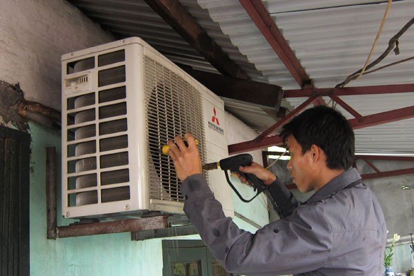 Cục nóng của điều hòa quá nóng