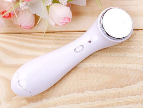 Cách vệ sinh máy massage mặt