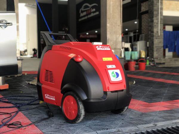 Cấu tạo máy rửa xe bằng hơi nước nóng