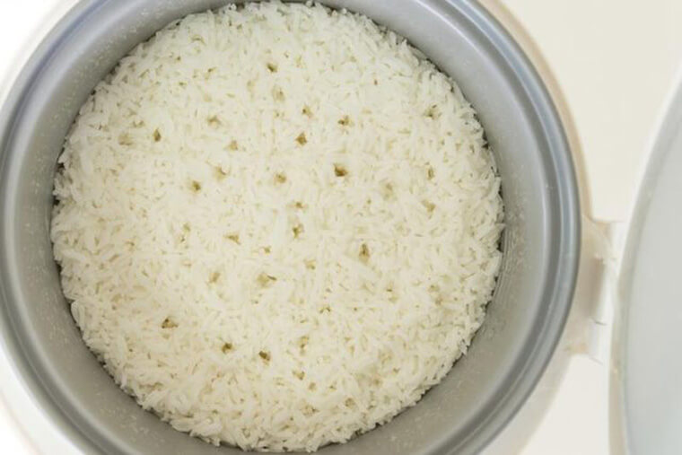 Giải đáp: Nồi cơm điện nấu được bao nhiêu gạo?
