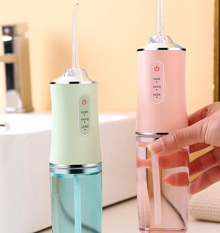 Máy tăm nước cầm tay
