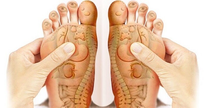 Massage bàn chân là chế độ không thể thiếu ở nhiều dòng ghế mát xa