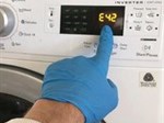 Nguyên nhân máy giặt Electrolux báo lỗi E42 và cách sửa