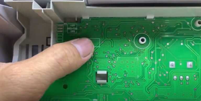 Kiểm tra board mạch điện tử