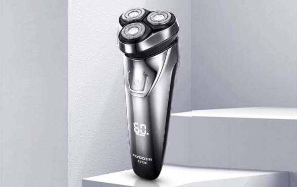 Máy cạo râu Flyco có thiết kế nhỏ gọn, sang trọng, tiện lợi